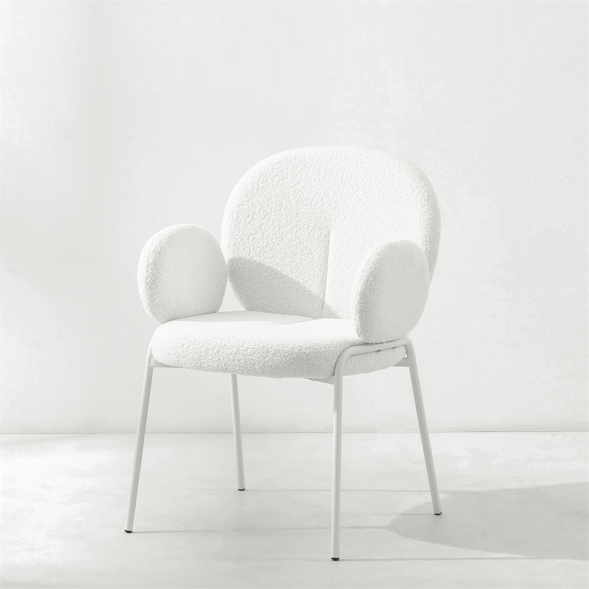 Dantel Sherpa Fabric Armchair - Image 9