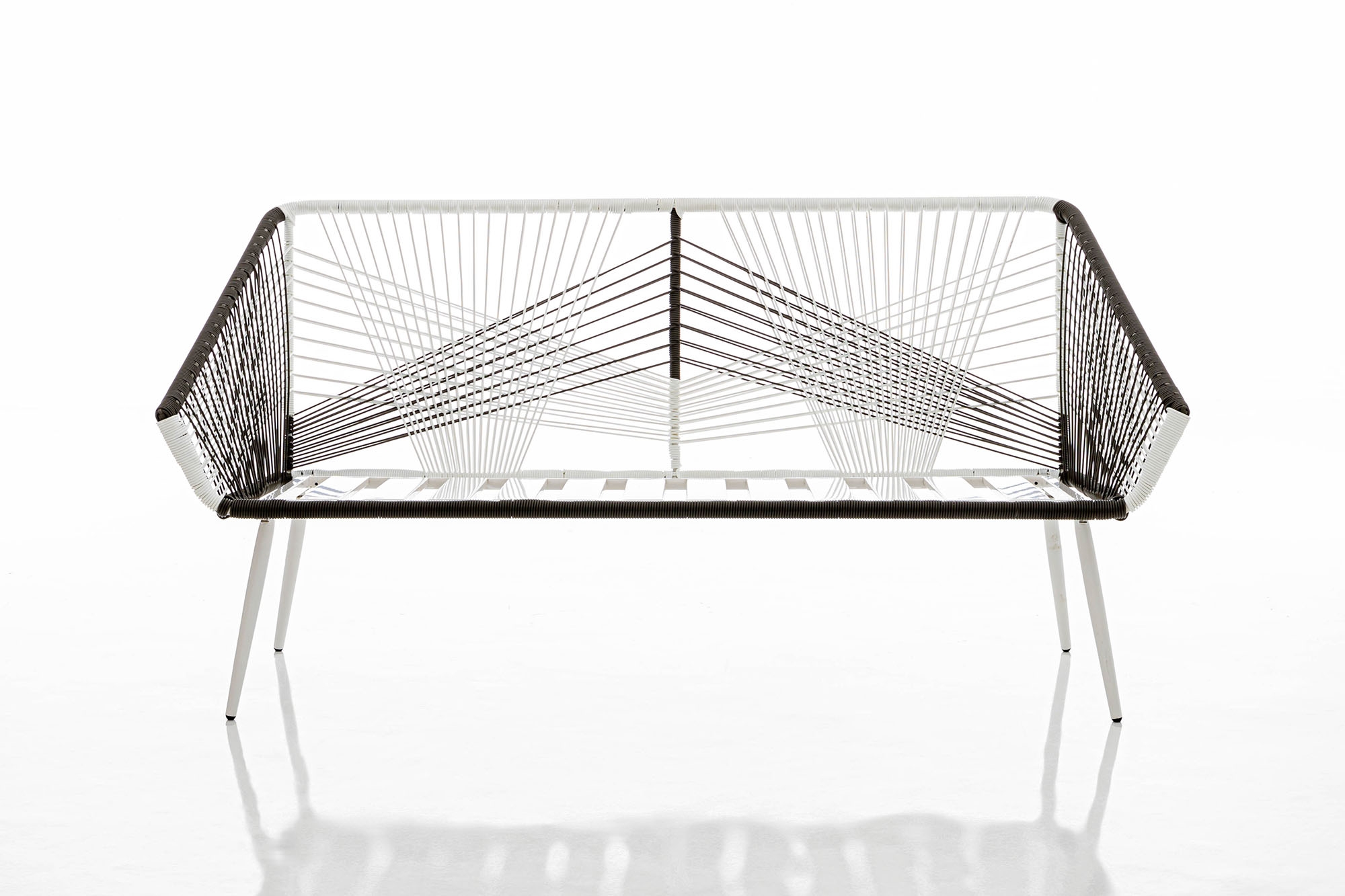 Roberto Rattan 2-Seater Outdoor Sofa - Image 2