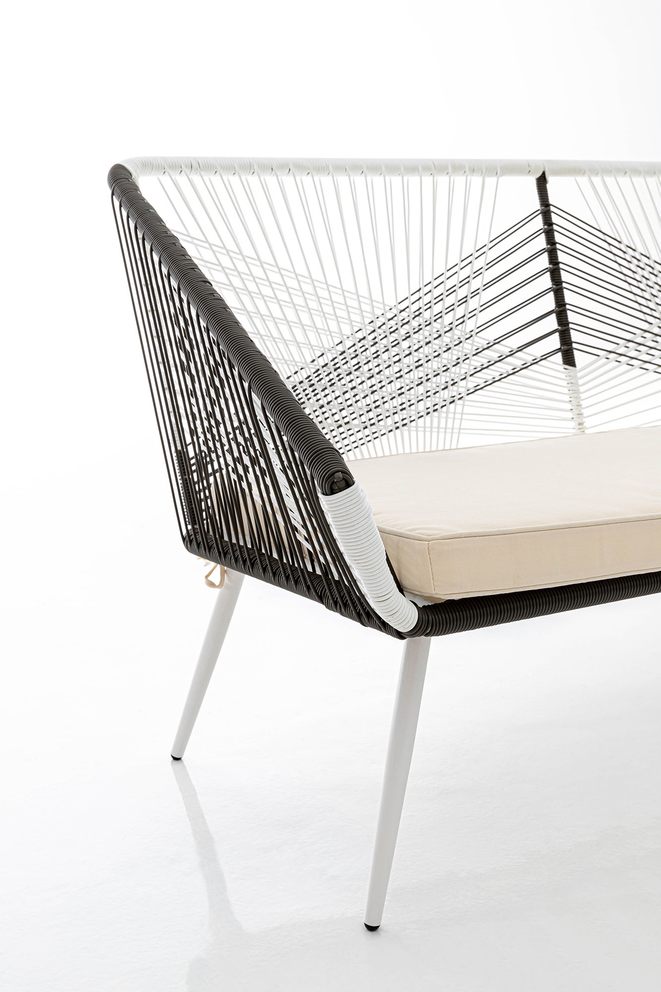 Roberto Rattan 2-Seater Outdoor Sofa - Image 3